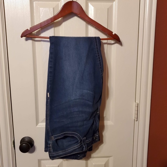 Seven 7 NWOT jeans - Picture 3 of 4